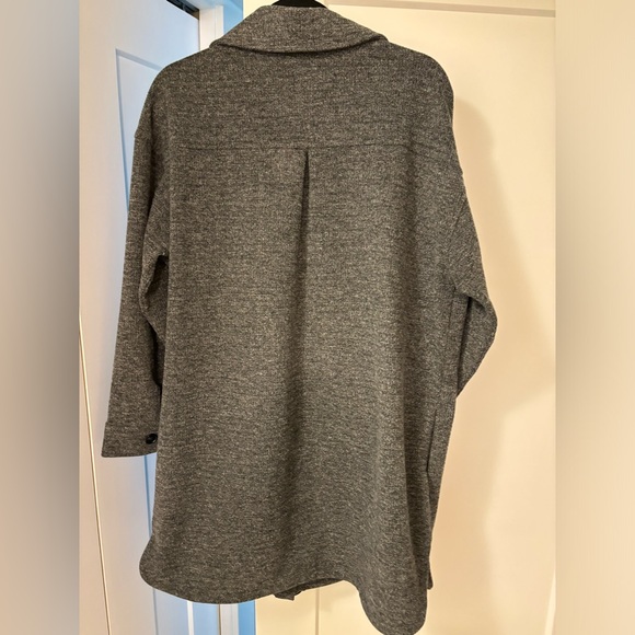 Reitmans Ladies Fleece Shacket, Dark Gray, Size L - Picture 2 of 3